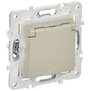 Розетка 1-м SKANDY 16А IP44 с заземл. защ. шторки с крышкой SK-R11B беж. IEK SK-R16-16-44-K10